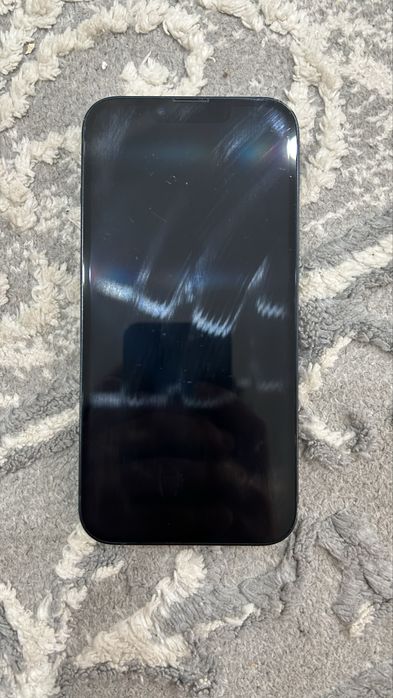 Iphone 13 в хорошом состояние