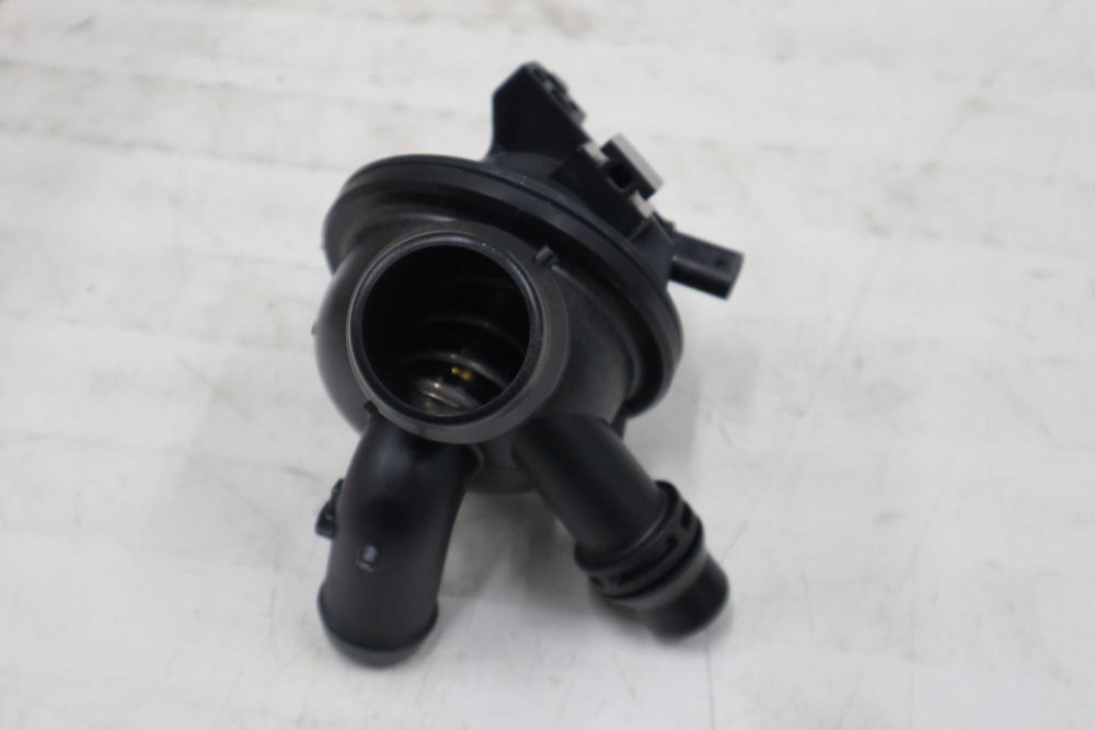 Термостат БМВ Ф06 Ф12 Ф13 4.0 Бензин