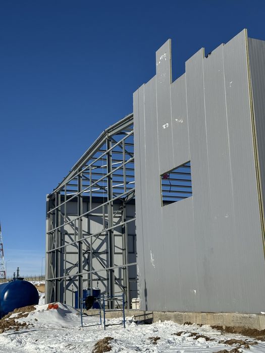 сэндвич панели, саморезы, нашельники, доборные элементы