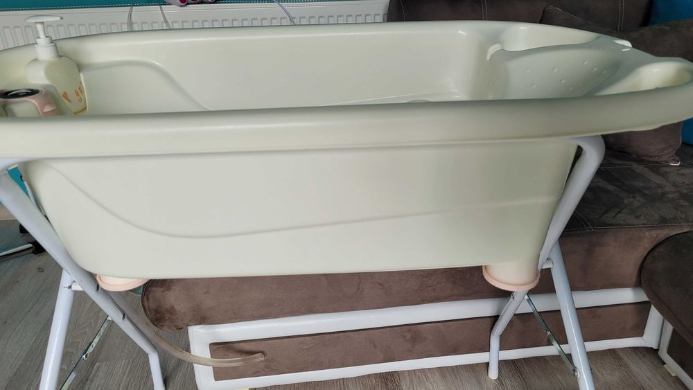 Вана със стойка Cangaroo