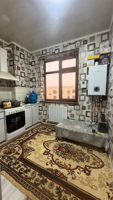 Yashashga tayyor 1 xonalik uy 90% jihozlari bilan sotiladi