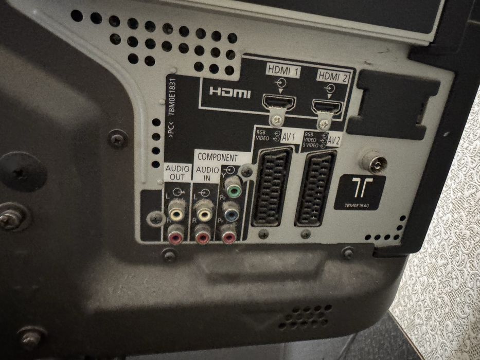 Продам телевизор