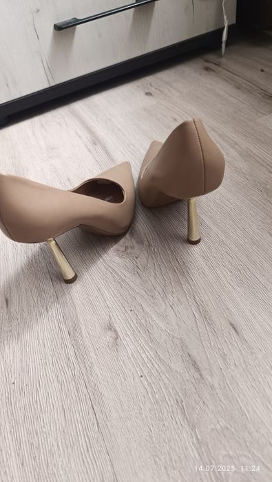 Продам туфли Zara 37р