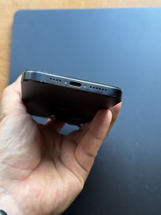 Iphone 15 pro max синий