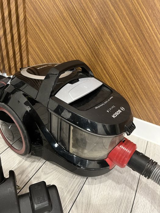 Пылесос Bosch Serie 4
