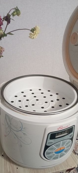 Продам Мультиварку