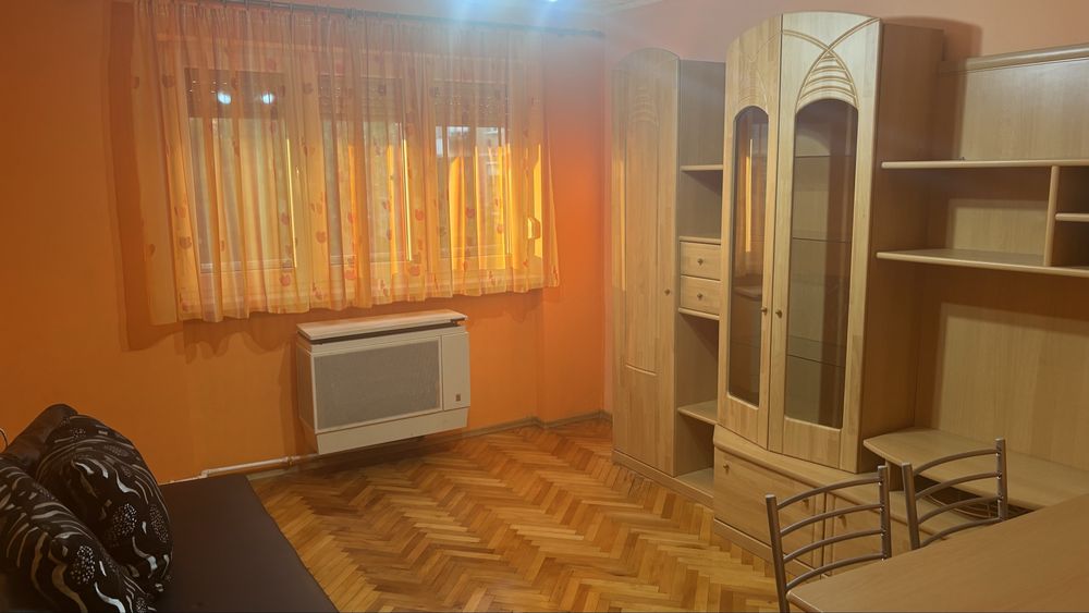 Apartament de închiriat în Carei