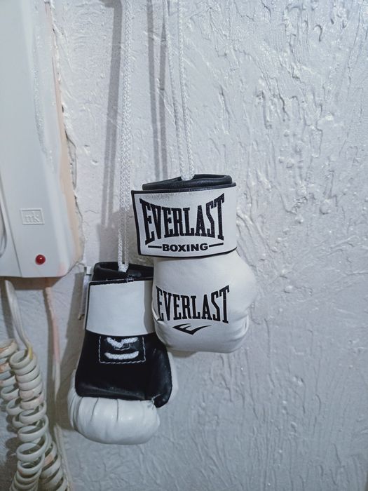 Сувенирные боксерские перчатки