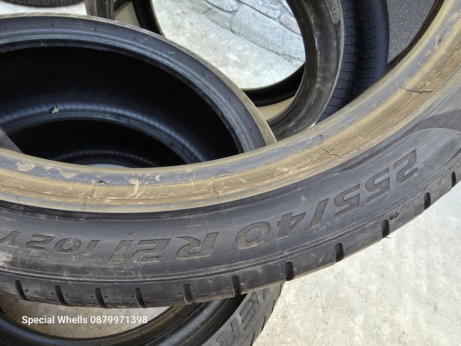 255/40R21 Pirelli