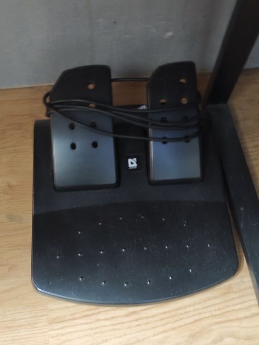 Руль Defender Forsage GTR