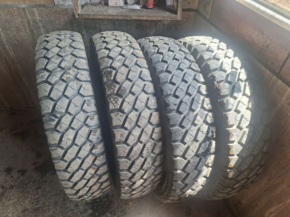 285.70R19.5. / 1100R20