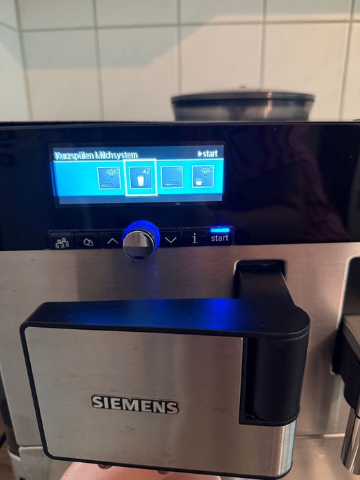Siemens EQ8 Series 900 кафемашина