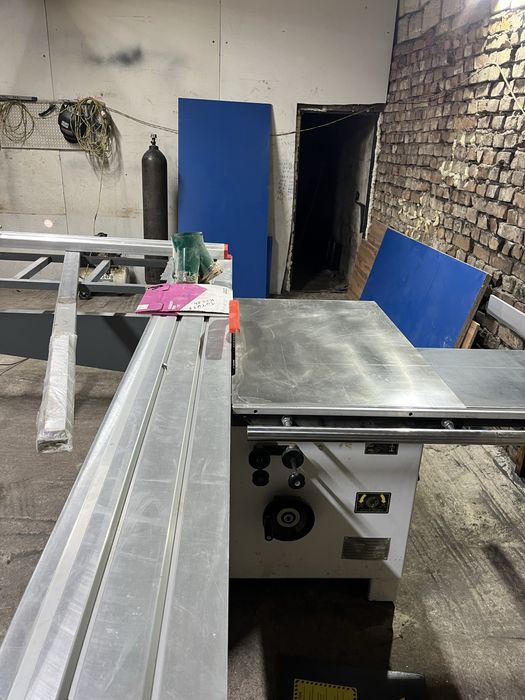 Продам цех с станками мебельный