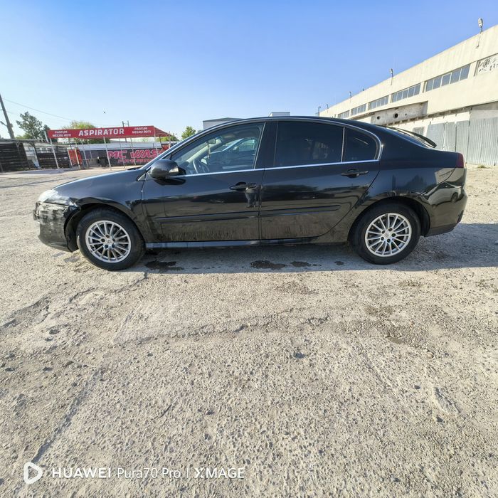 Dezmembrez Renault Laguna 3