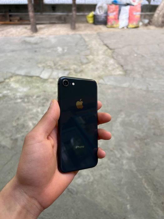 Iphone 8 ideal sotiladi