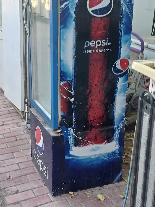 Прадается ветренный Холодельник