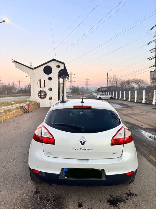 Renault Megane 3 Hatchback 2014 – Ediția Bose | 1.6 dCi | 130 CP