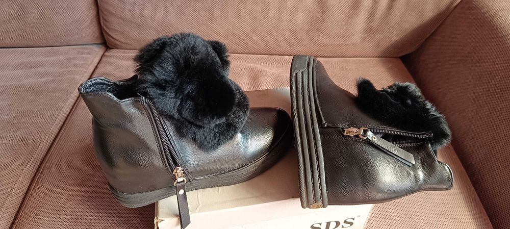 Боти от естествена заешка  кожа!