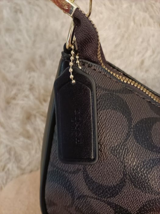 Geanta coach noua
