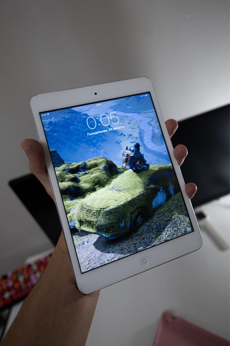 Apple iPad Mini 1 64GB планшет