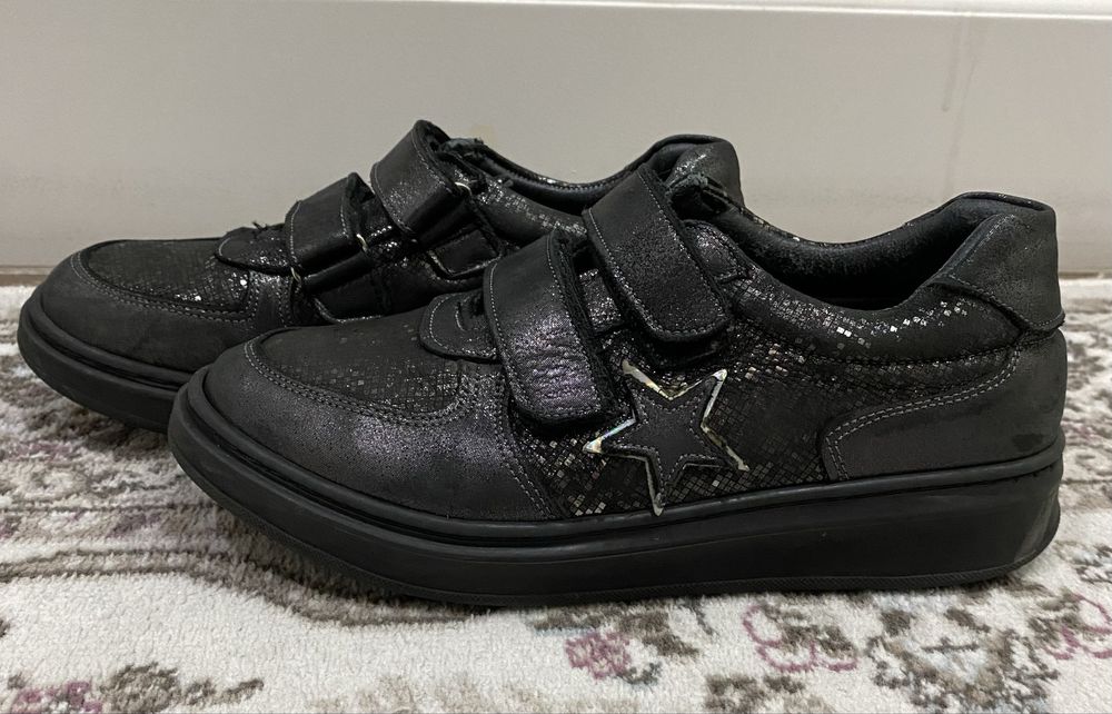 Кросовки для девочки