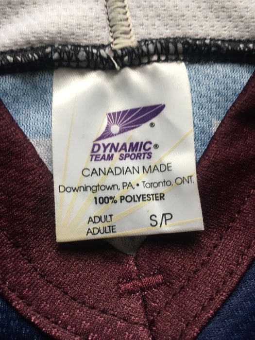 Хоккейная . Канада .