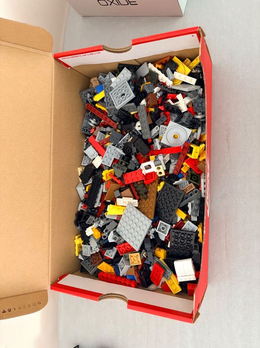 Продам детский LEGO-конструктор