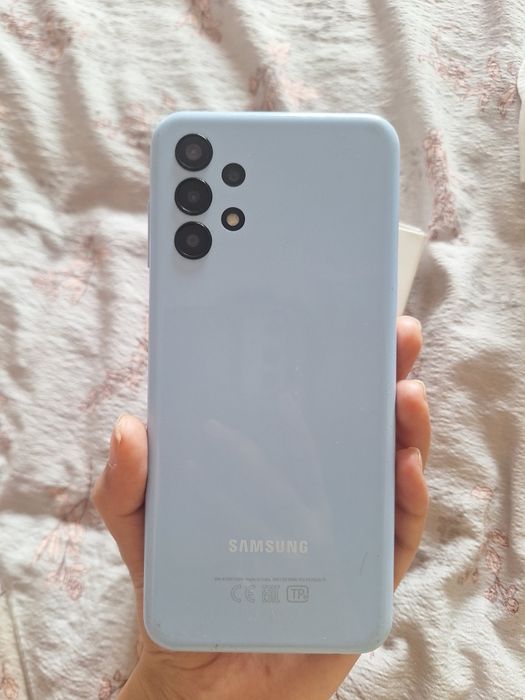 ПРОДАМ samsung a13 срочно
