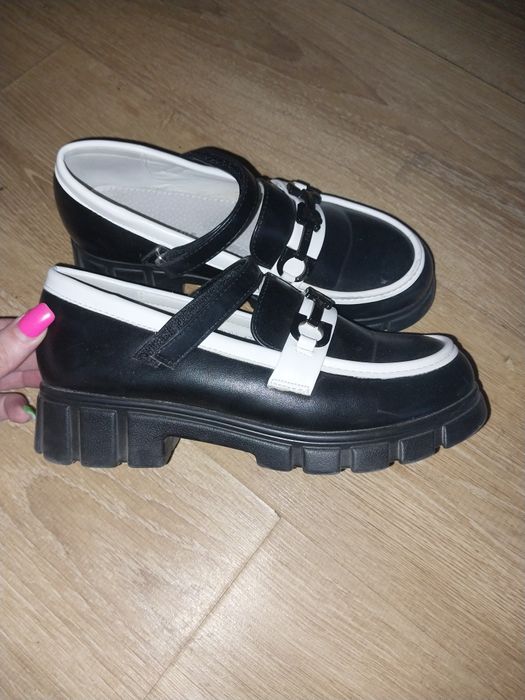 Туфли на девочку