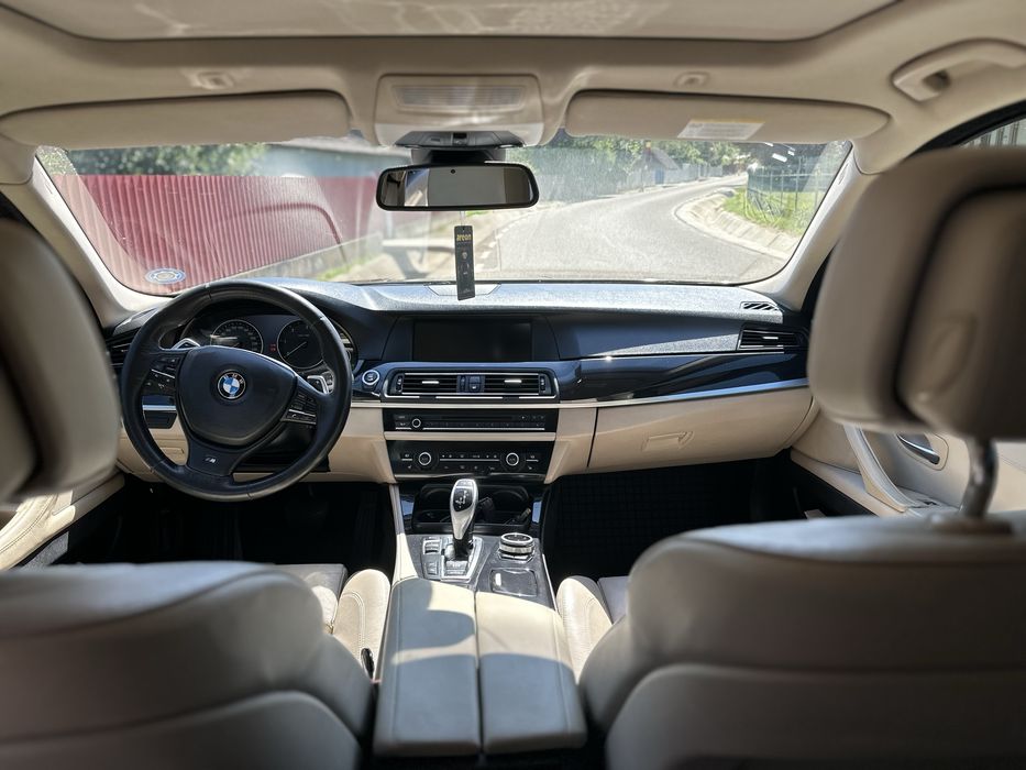 Bmw seria 5 f10  184cp anul fabricatiei 2012