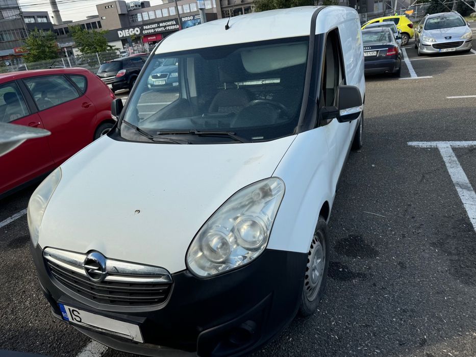 Vând Opel Combo 2016