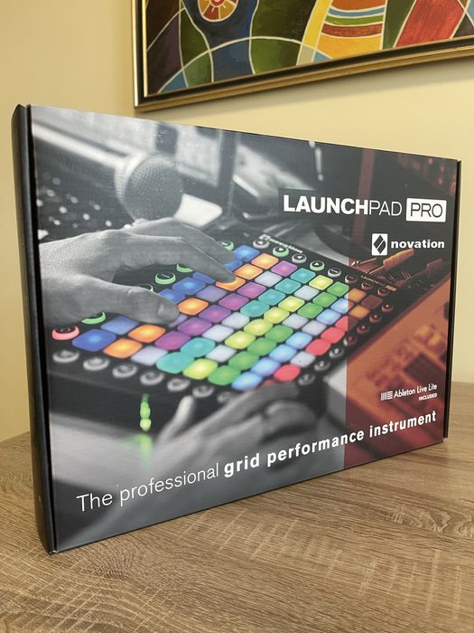 Портативный MIDI-контроллер Novation Launchpad Pro