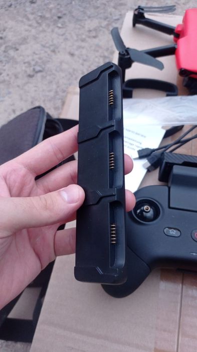 Квадракоптер дрон