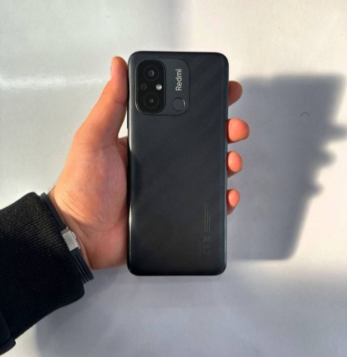 Redmi 12c 4+4/128GB 5000mph korshila mumkin yengide turibdi