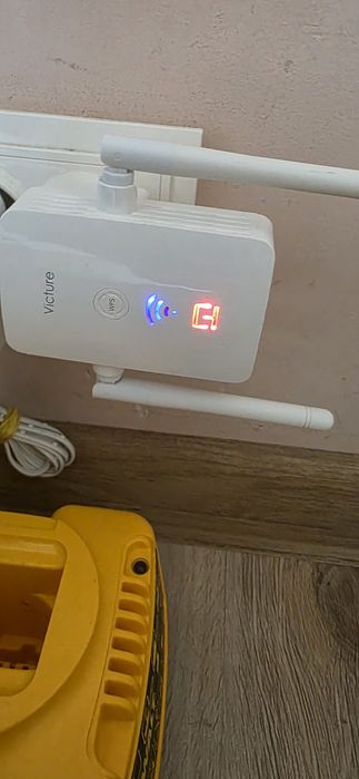 1.Repetitor Wi-Fi YouSee MeshRouter Wi-Fi   2.Victure WE300