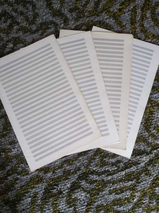 Партитурные и клавирные нотные листы