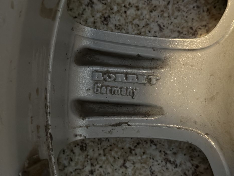 Продам запаску диск новый оригинал