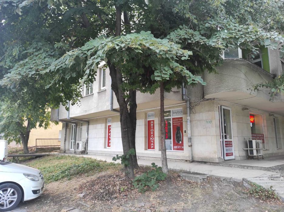 Офис- Магазин под наем