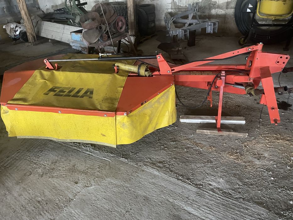 Продава се косачка FELLA KM 167
