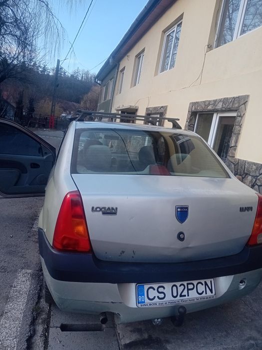 Vand Dacia Logan 1,4 benzina an fabricatie 2005 pretul negociabil