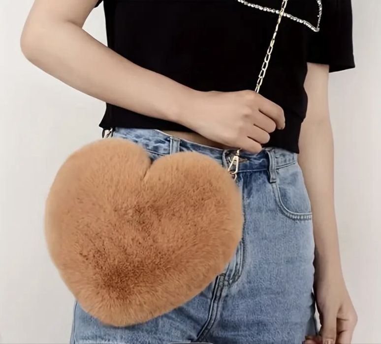 Дамска чанта свети валентин