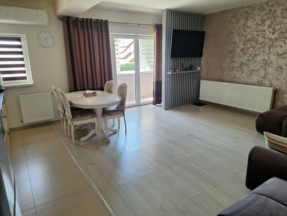 Proprietar, vănd apartament 3 camere, zona tancodrom!