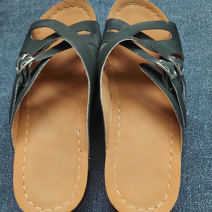 Дамски чехли с регулируема каишка