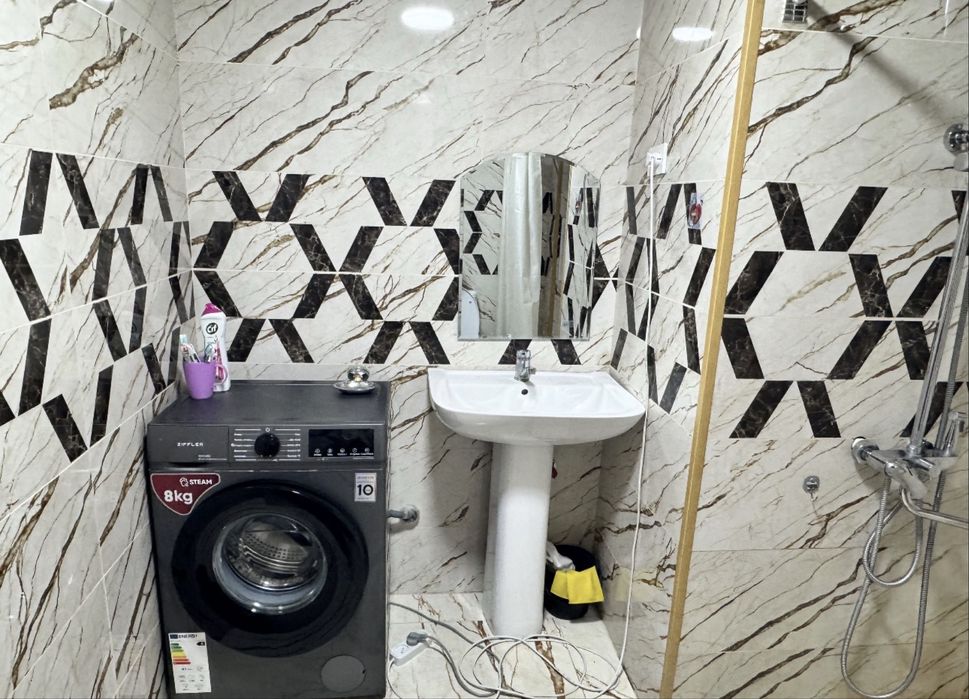 Сдается 2 ком Эко базар. Акушерство Гинекология. Новостройка