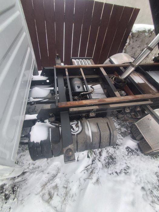 Bena basculabilă iveco daily .