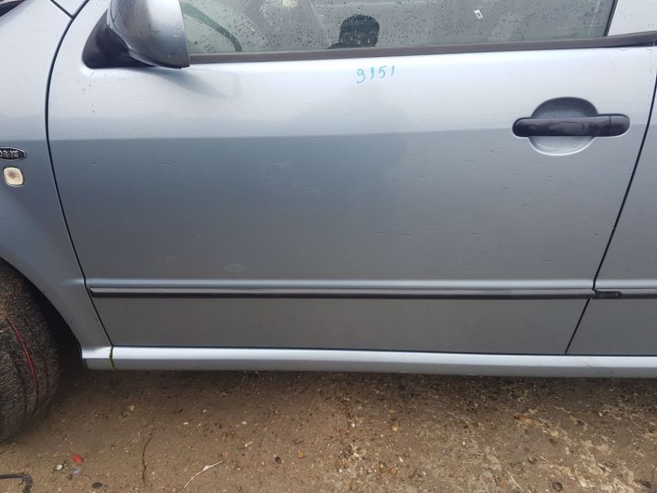 Usa / Portiera Stanga Fata Skoda Fabia 1 2000 - 2007 Cod Culoare 9151