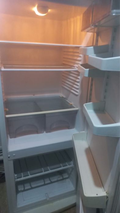 Холодильник техника