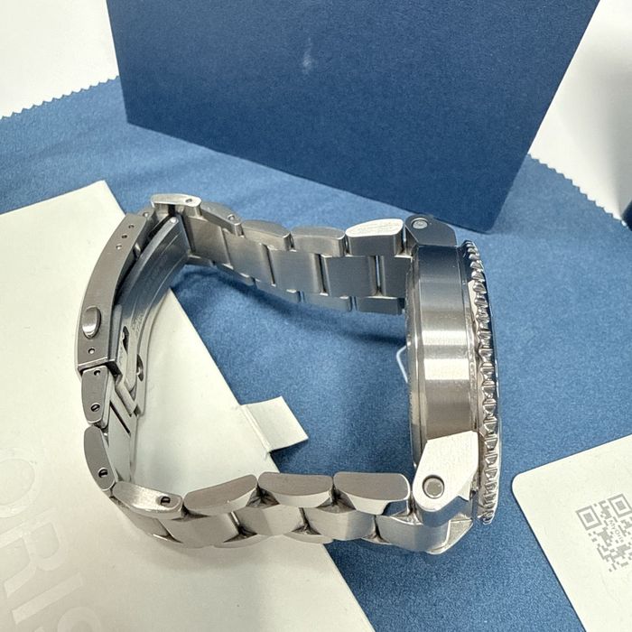 ORIS Aquis Date 43mm 733 7730