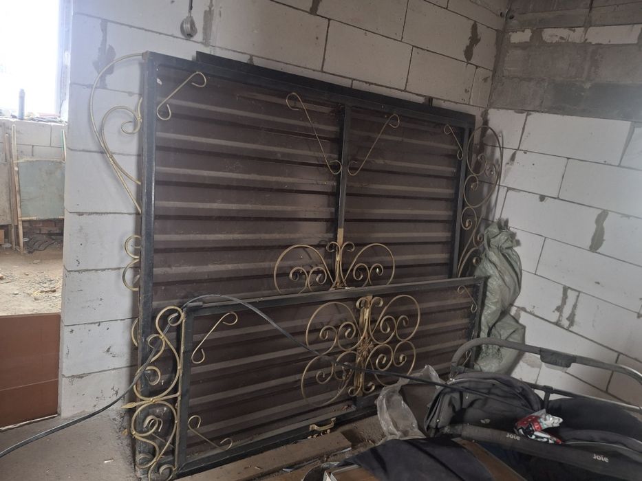 Продам двери срочно