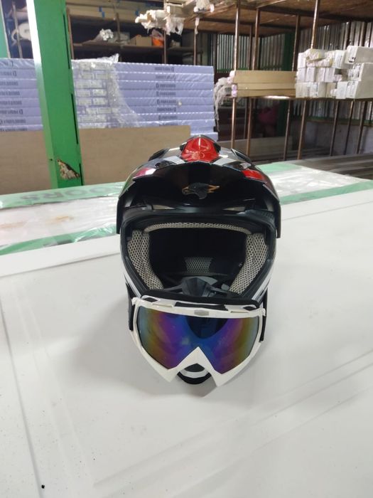 Продам шлем Hawk Moto
